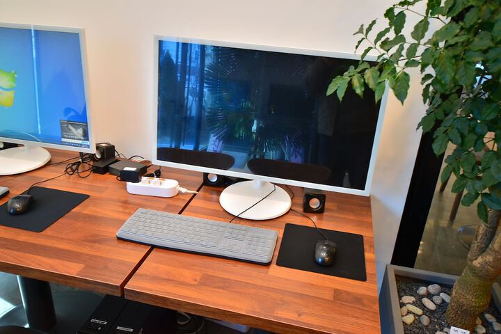 Business Center 53 of 62
