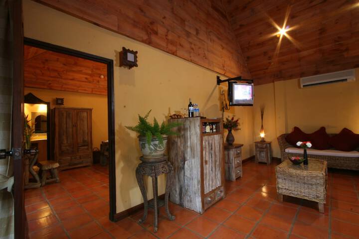 Room 16 of 48