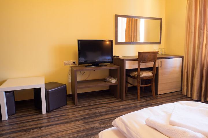 Room 18 of 57