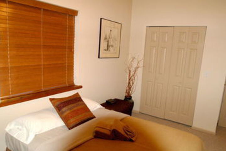 Room 220 of 697