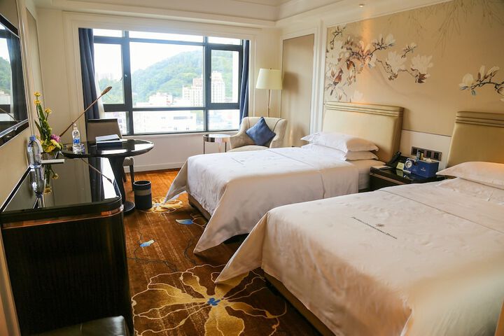 Room 21 of 101