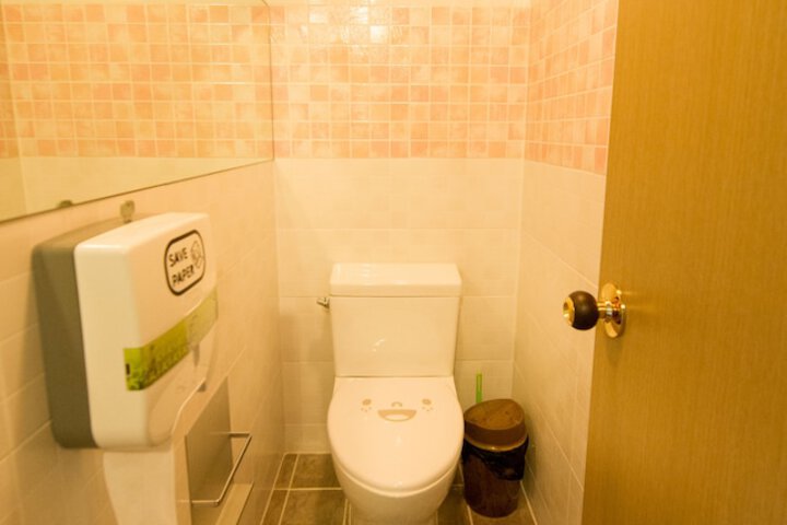 Room 20 of 48