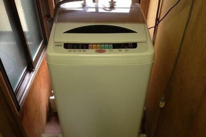 Laundry 15 of 47