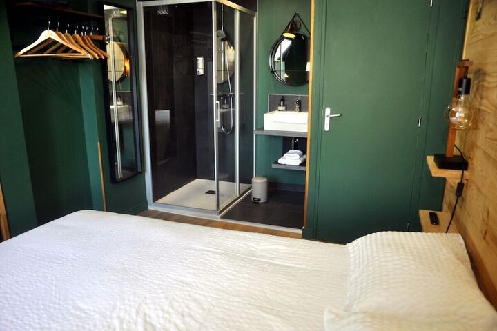 Room 36 of 44