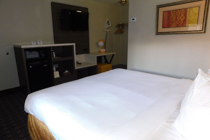 Standard | King Bed (52 of 64)