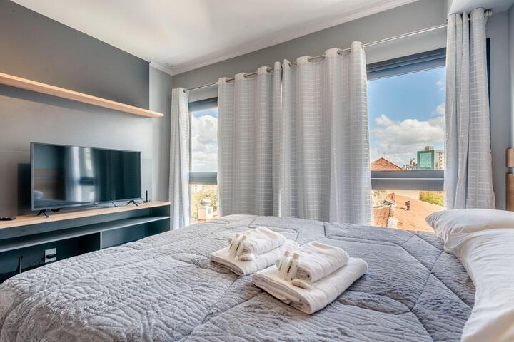 Room 2 of 33