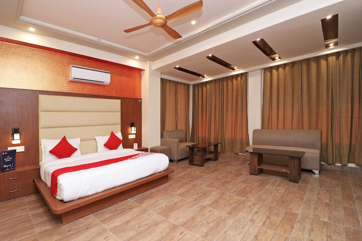 Room 19 of 35