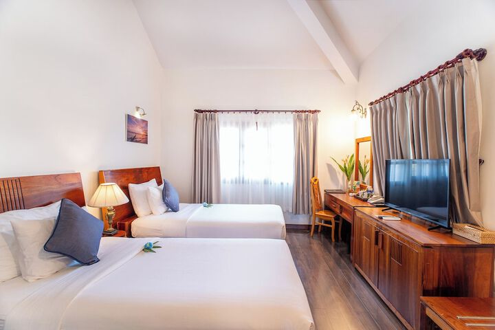 Room 37 of 252