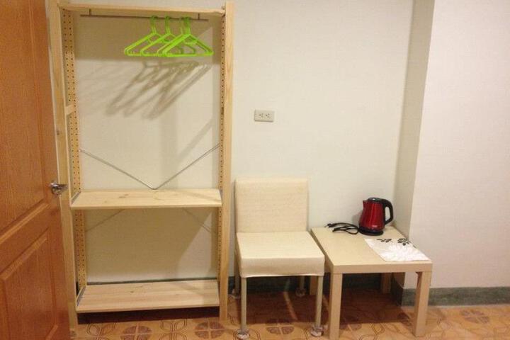 Room 3 of 8