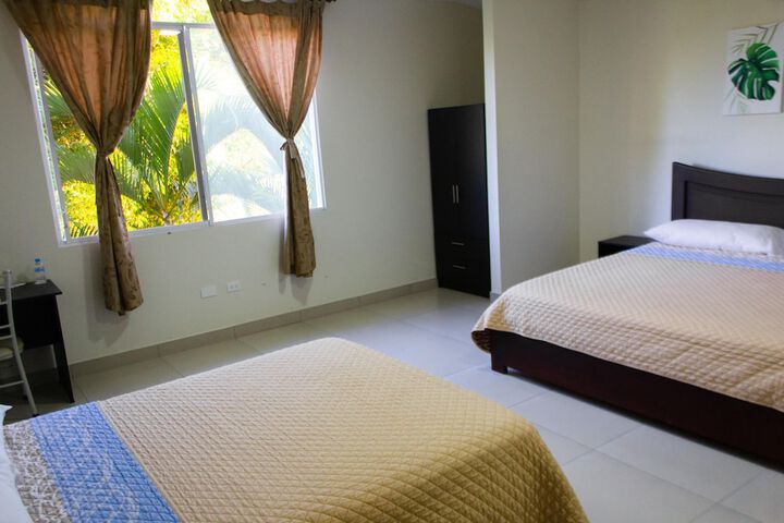Room 6 of 39