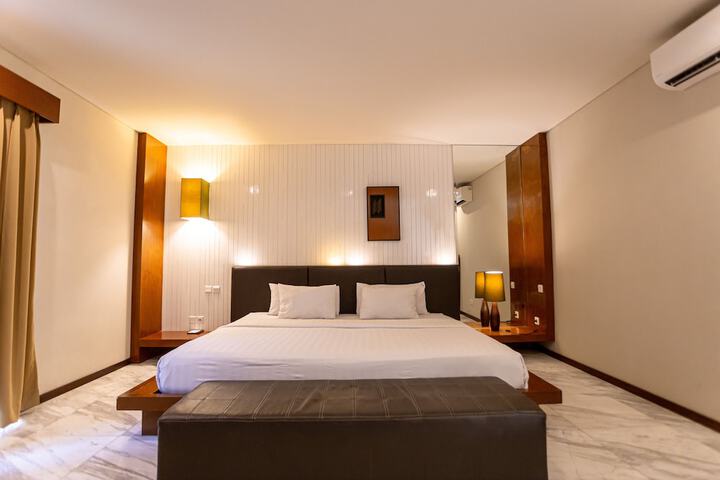 Room 21 of 112