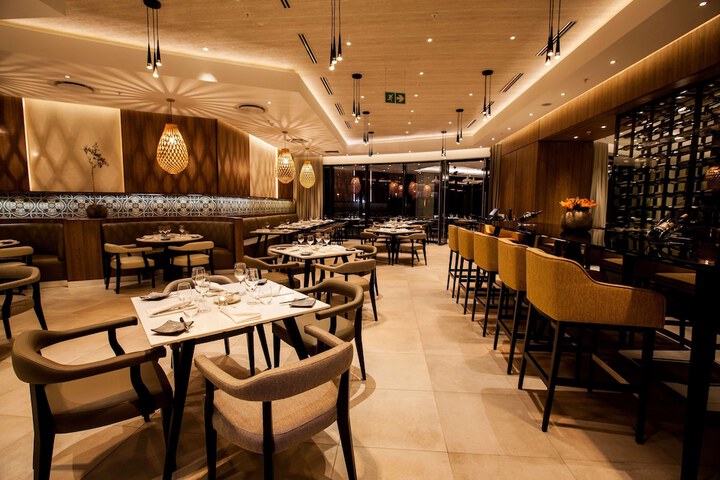 Dining 206 of 309