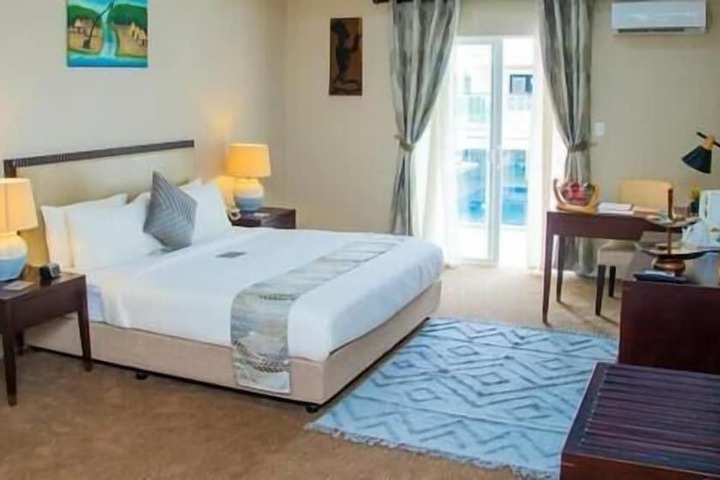 Room 2 of 25
