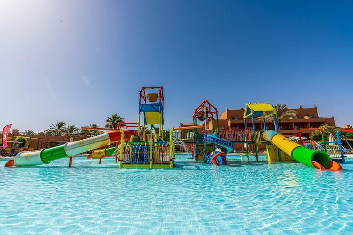 Pools & Facilities
