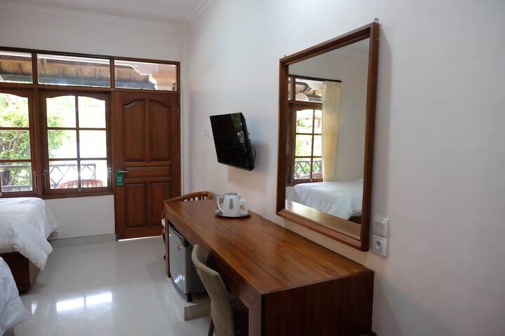 Room 13 of 125