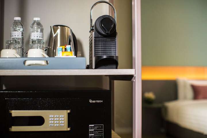 Breakfast/Coffee Service 26 of 46