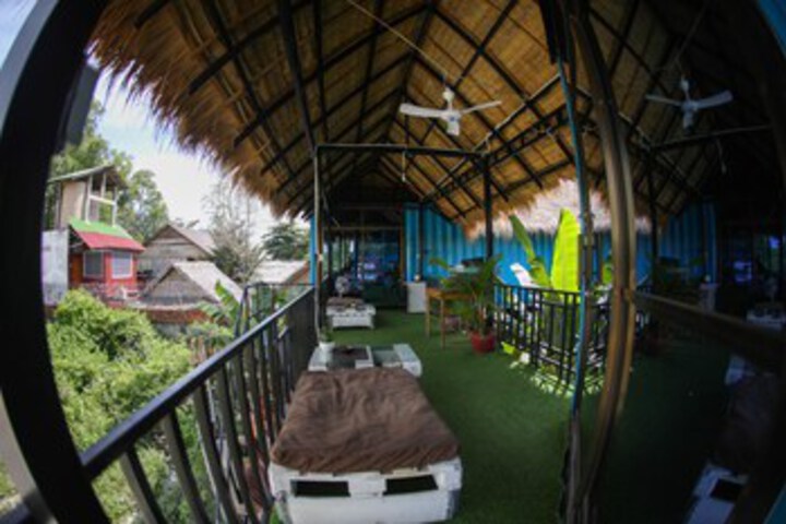 Terrace/Patio 4 of 74
