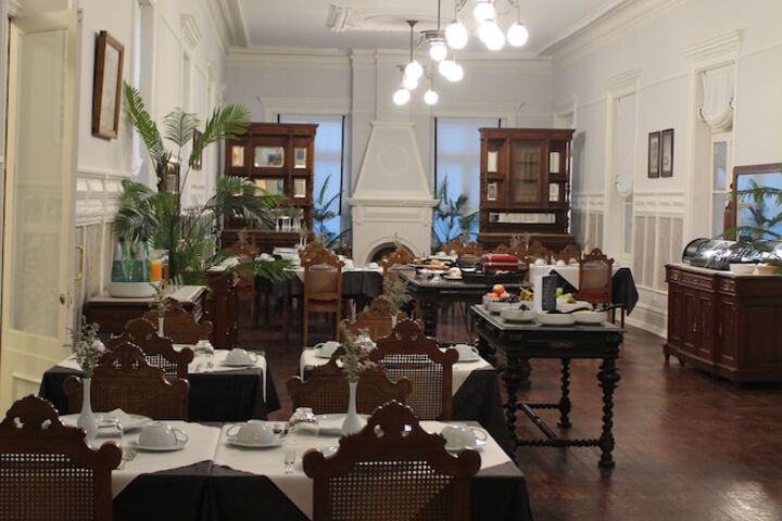 Breakfast/Coffee Service 50 of 73