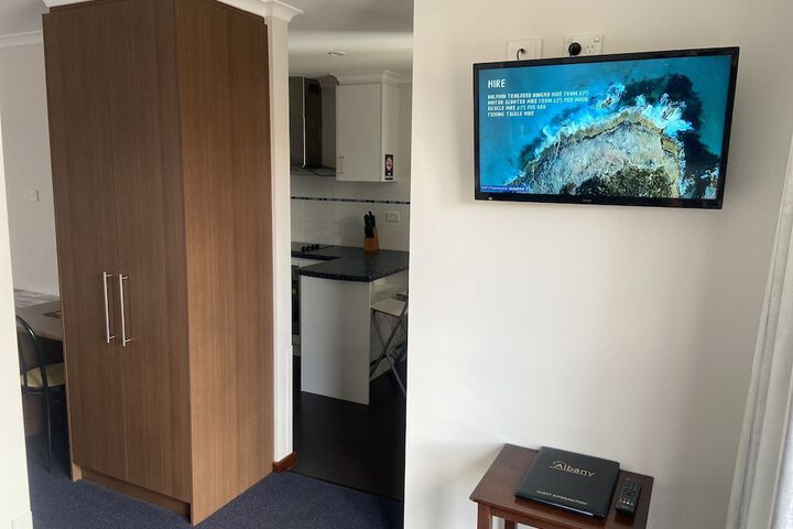 Room 99 of 174
