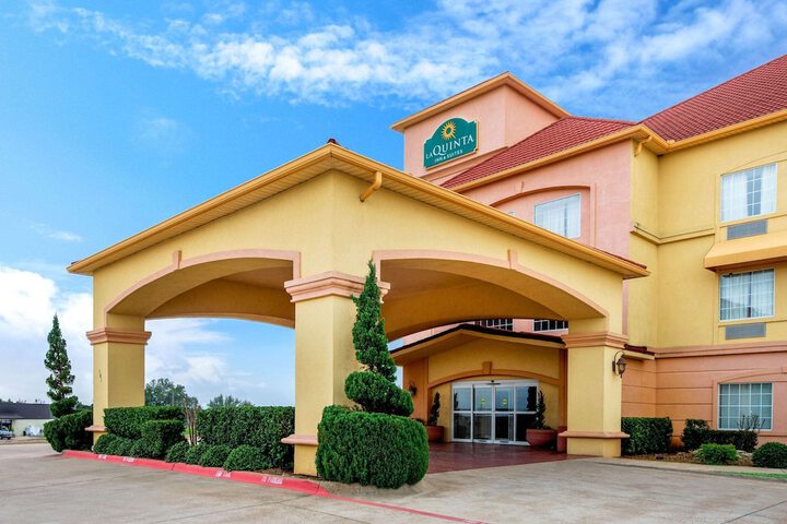 La Quinta Inn Suites By Wyndham Glen Rose - Glen Rose Tx 101 West Bo Gibbs 76043