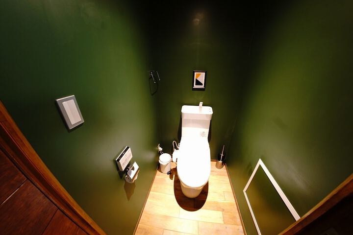 Room 14 of 27