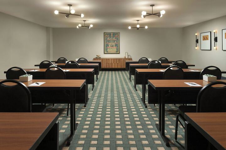 Meeting facility