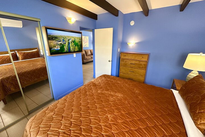 Room 17 of 85