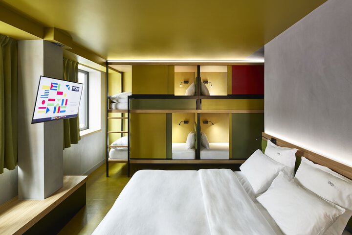 Room 6 of 37