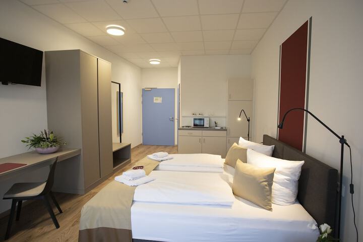Room 6 of 26