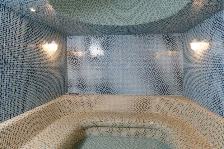 Steam room