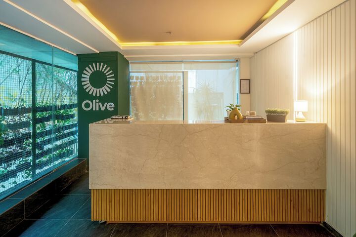 Photo of Olive Hotel MG Road Dunsvirk Inn by Embassy Group