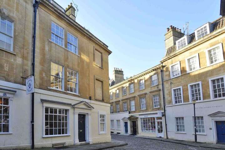 The Georgian Townhouse Pierrepont Place