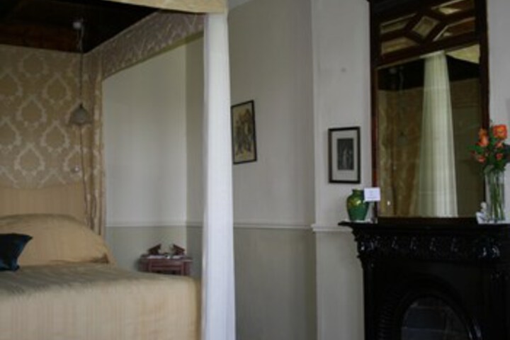 Room 128 of 154