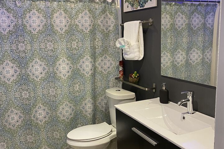 Room 55 of 64