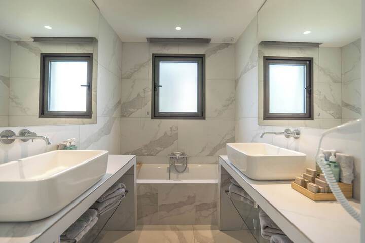 Bath Interior