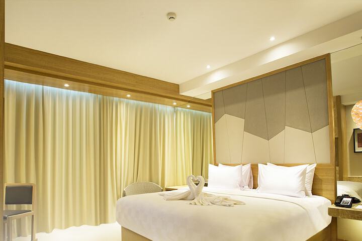 Room 11 of 54