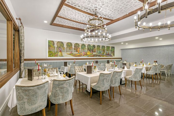Dining 66 of 121