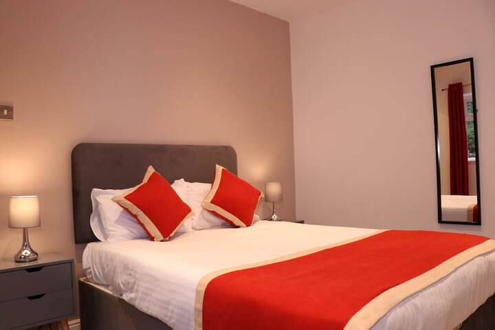 Room 16 of 36