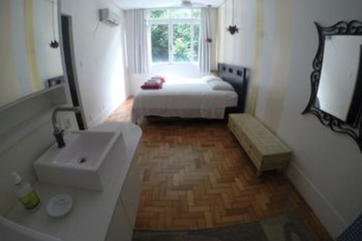 Room 19 of 51