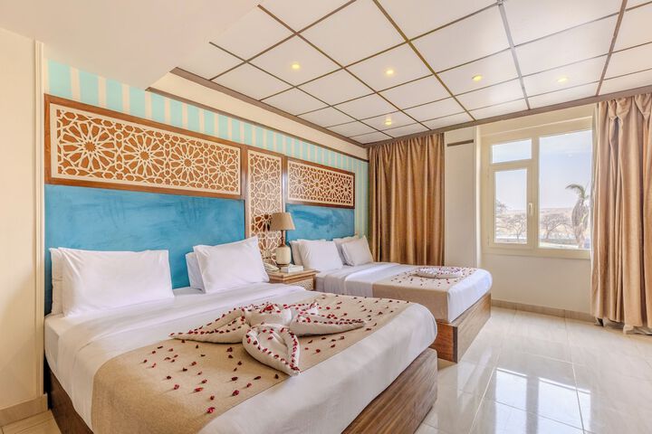 Room 48 of 112