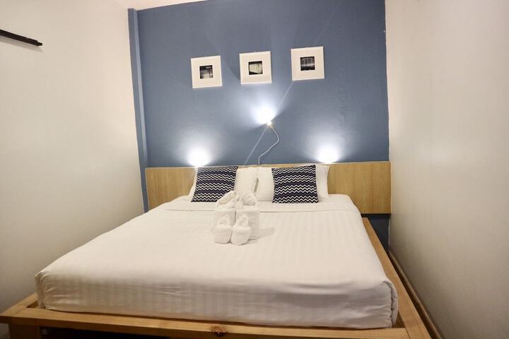 Room 12 of 91