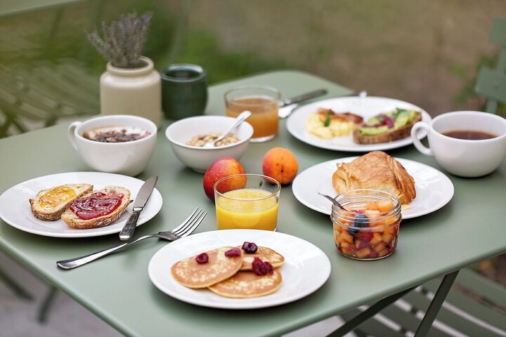 Breakfast/Coffee Service 40 of 46