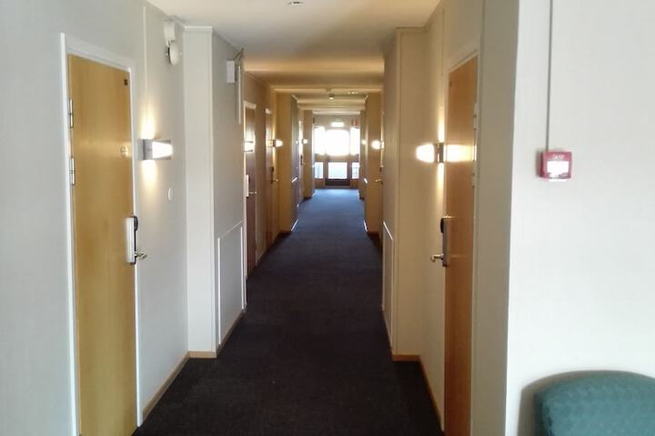 Ballroom/Hall 31 of 44