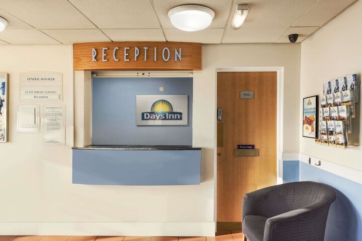 Guest Lobby
