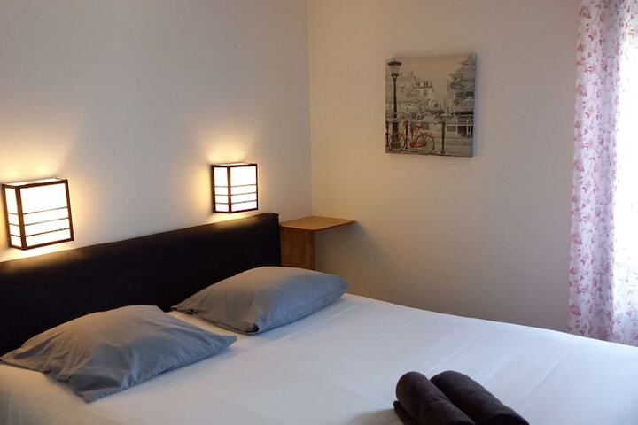 Room 34 of 80