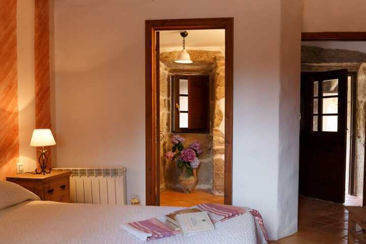 Room 33 of 78