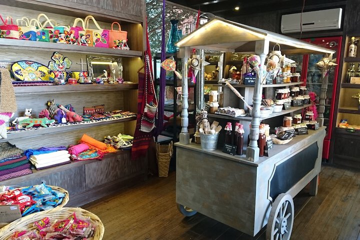 Gift shop