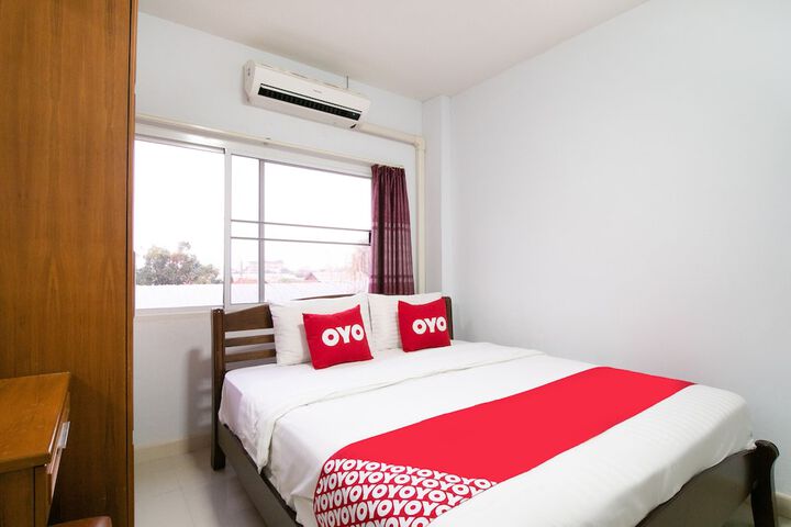 Room 30 of 46