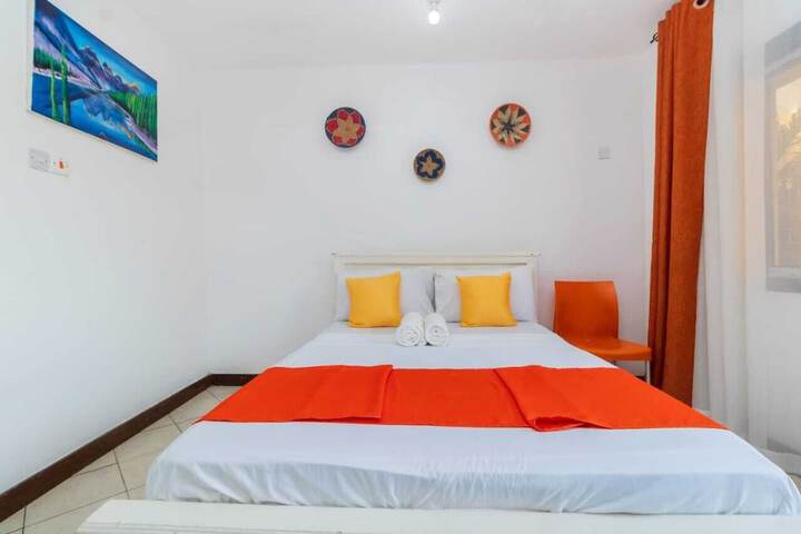 Room 2 of 48