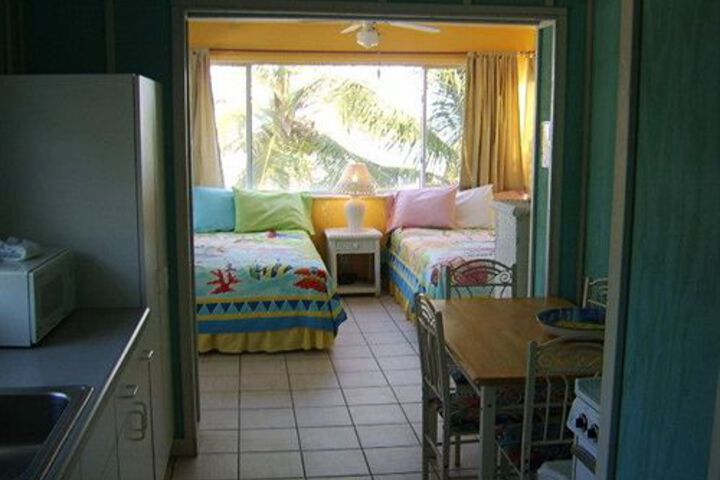 Room 6 of 24